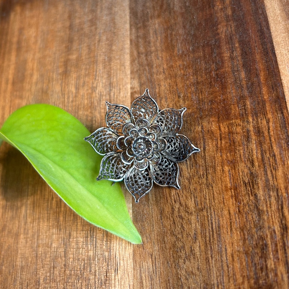 Silver Floral Brooch